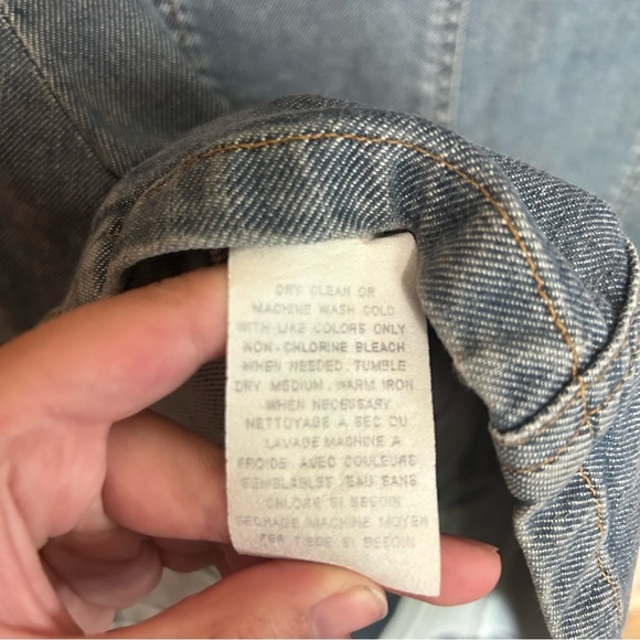 Theory Blue Denim Crop Long Sleeve Button Up Button Cuff Jacket Size Medium - Picture 5 of 9